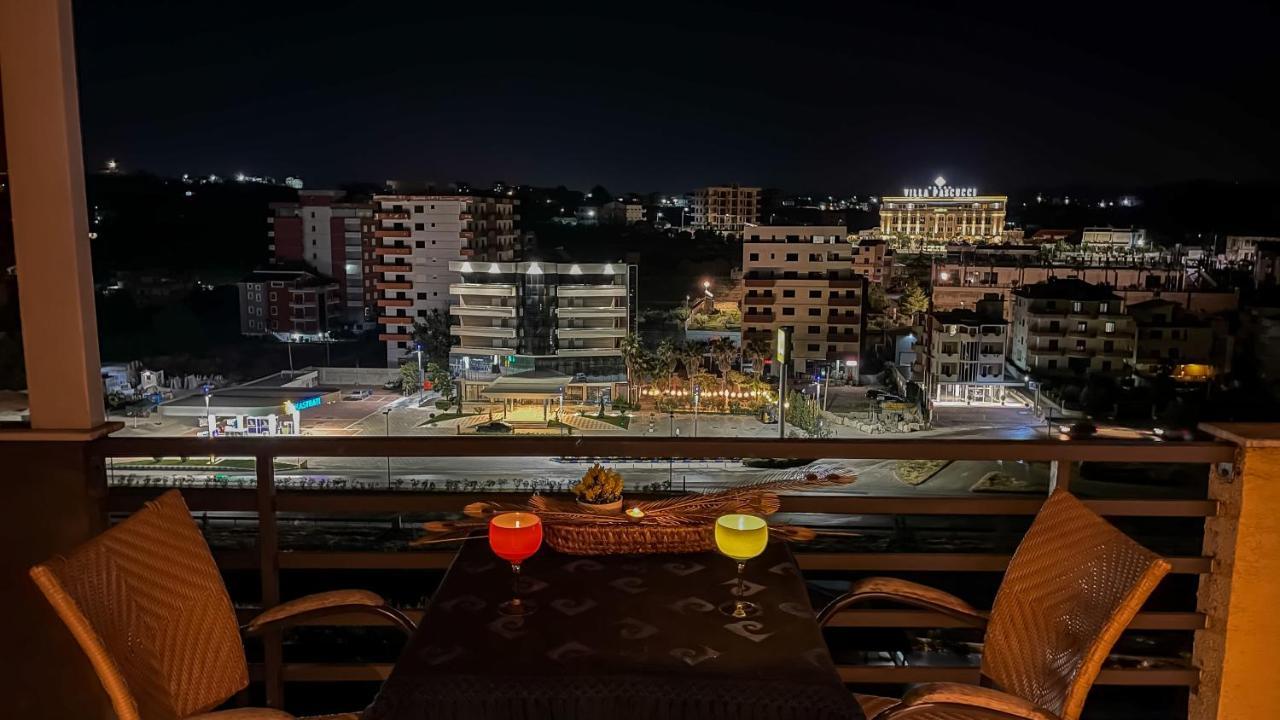 Rooftop Apartments ดูร์เรส ภายนอก รูปภาพ