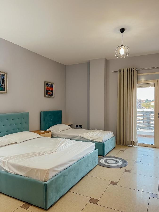 Rooftop Apartments ดูร์เรส ภายนอก รูปภาพ
